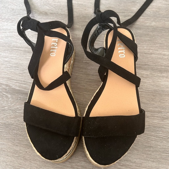 Pretty Little Thing Black Lace-Up Espadrille Flatform Sandals, Size 6 - Picture 5 of 6